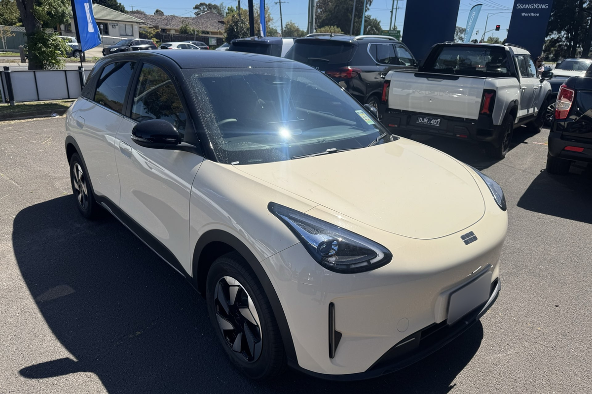 2026 Geely EX2 Inspire E22H