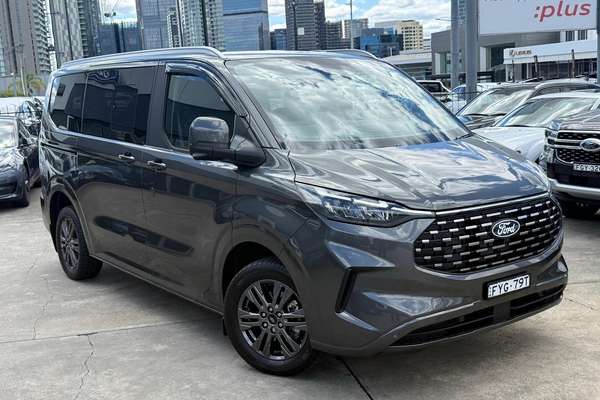 2025 Ford Tourneo Titanium X AV SWB