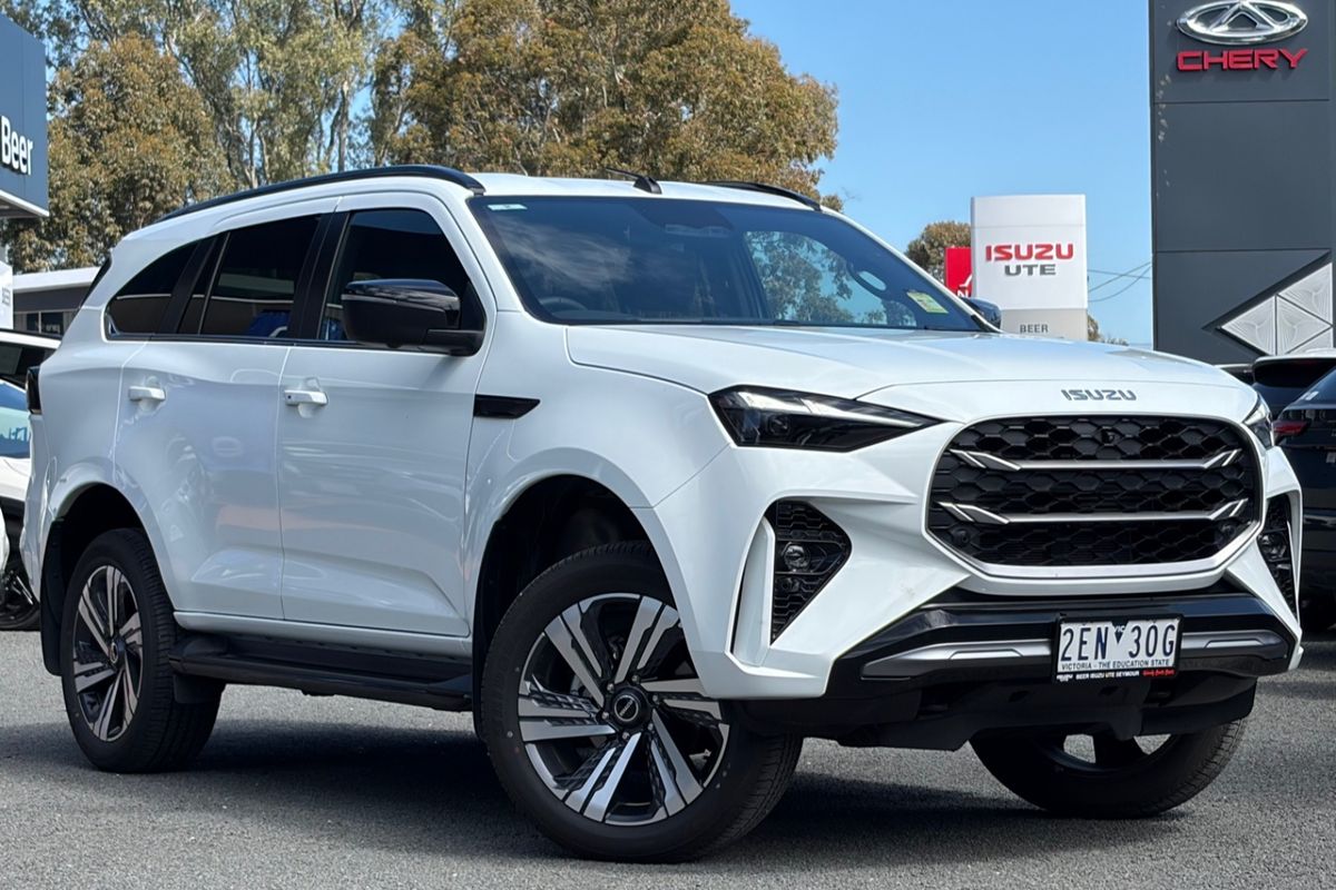 2026 Isuzu MU-X LS-T