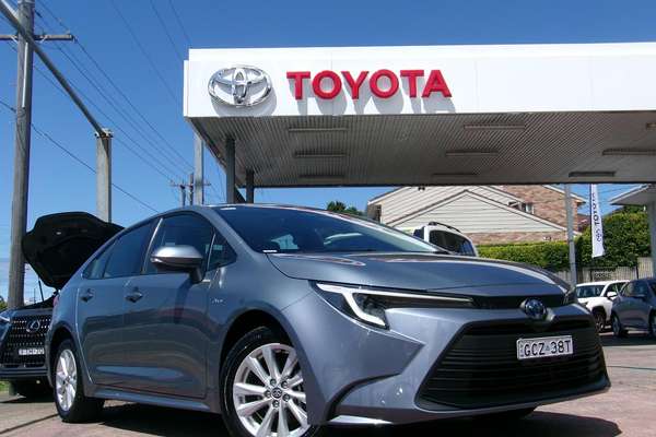 2025 Toyota Corolla Ascent Sport Hybrid ZWE219R