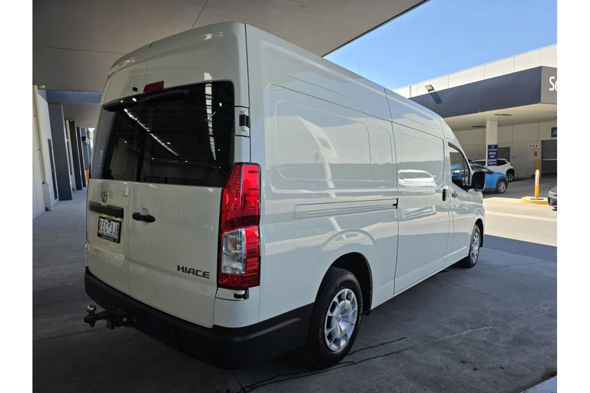 2025 Toyota Hiace GDH320R ELWB High Roof image 8