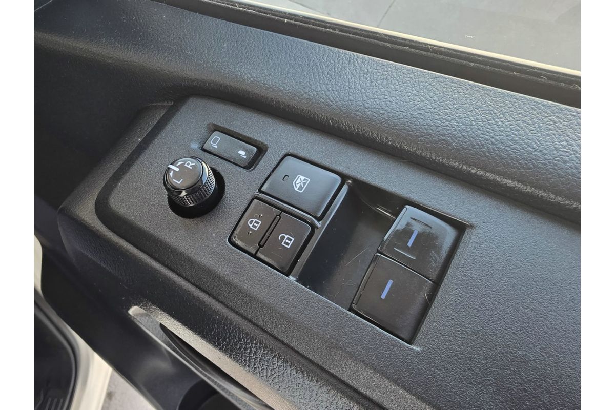 2025 Toyota Hiace GDH320R ELWB High Roof image 13