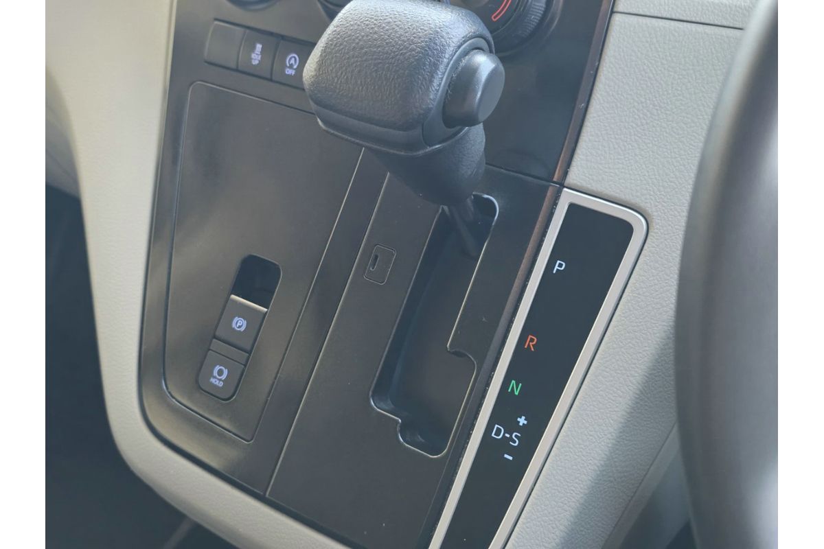 2025 Toyota Hiace GDH320R ELWB High Roof image 24