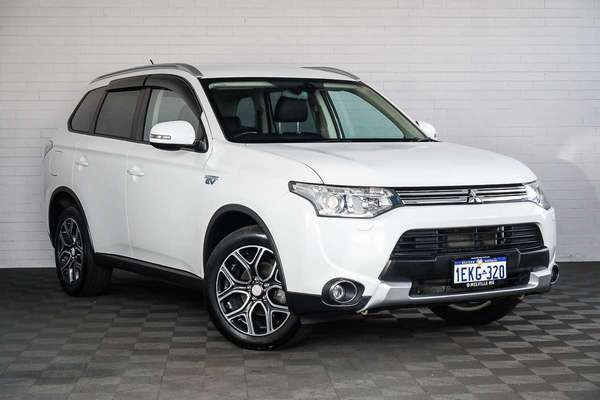2014 Mitsubishi Outlander PHEV ZJ