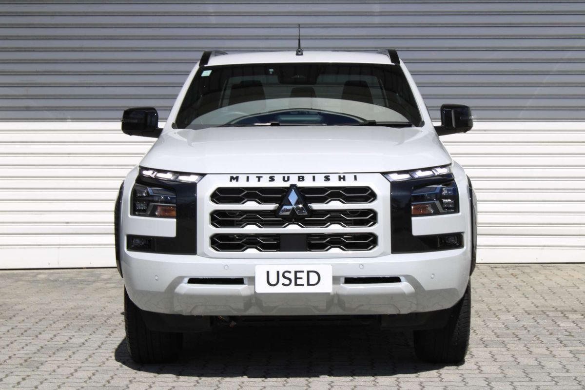 2025 Mitsubishi Triton GSR MV 4X4