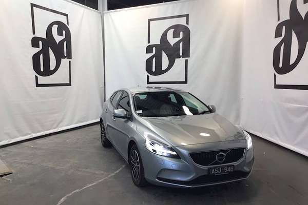 2017 Volvo V40 D2 Momentum