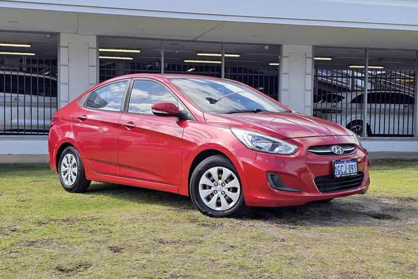 2016 Hyundai Accent Active RB4