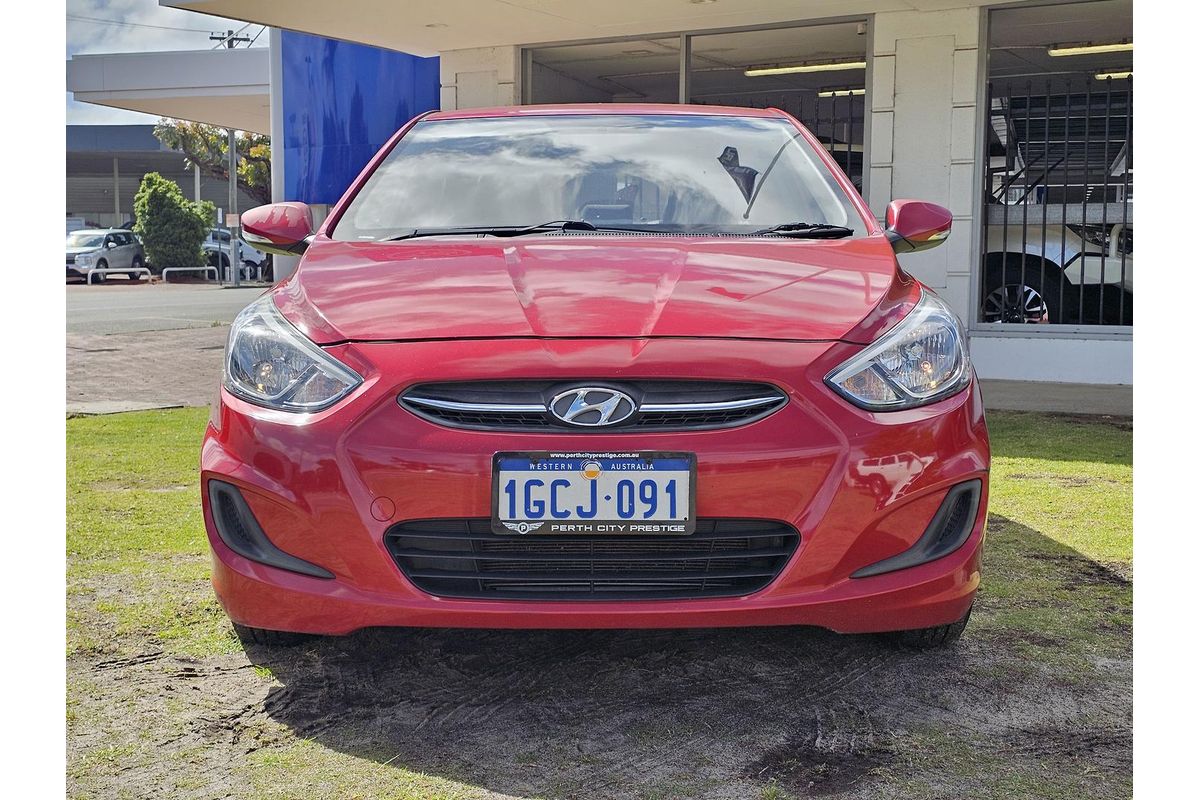 2016 Hyundai Accent Active RB4