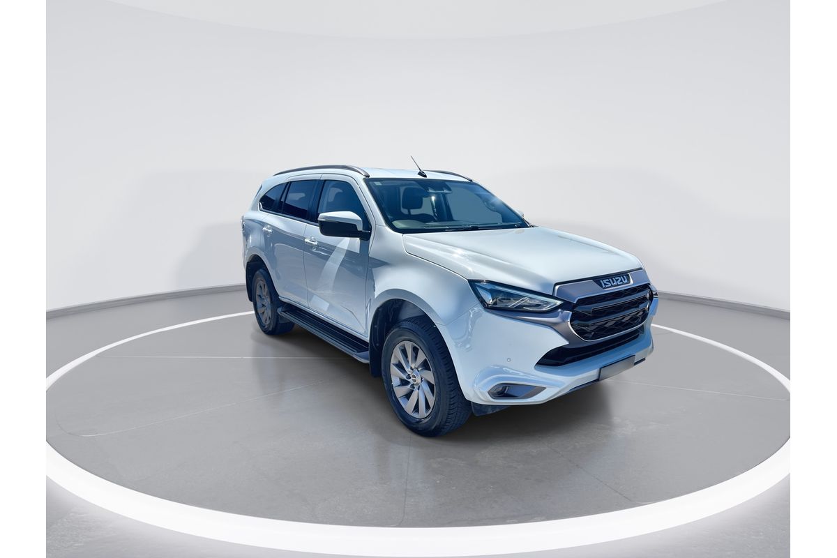 2023 Isuzu MU-X LS-T