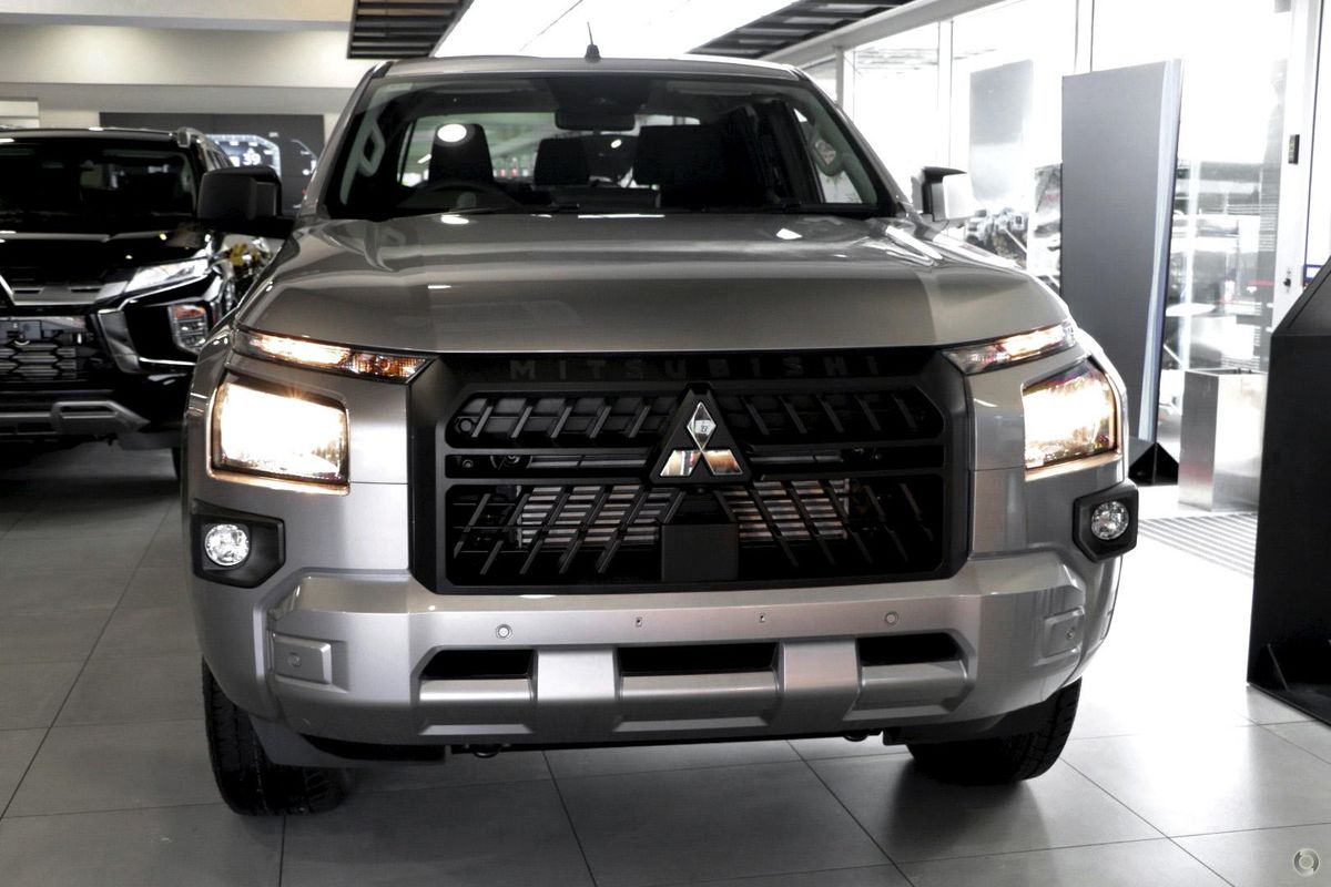 2025 Mitsubishi Triton GLX-R MV 4X4