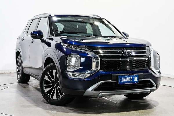 2025 Mitsubishi Outlander LS ZM