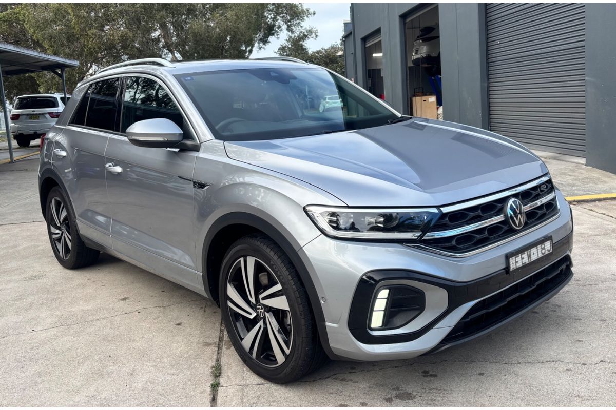 2023 Volkswagen T-Roc 140TSI R-Line D11