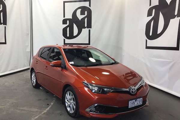 2015 Toyota Corolla Ascent Sport ZRE182R