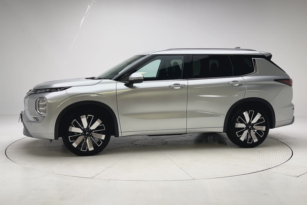 2025 Mitsubishi Outlander Exceed ZM thumb-6