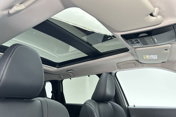 2025 Mitsubishi Outlander Exceed ZM thumb-14
