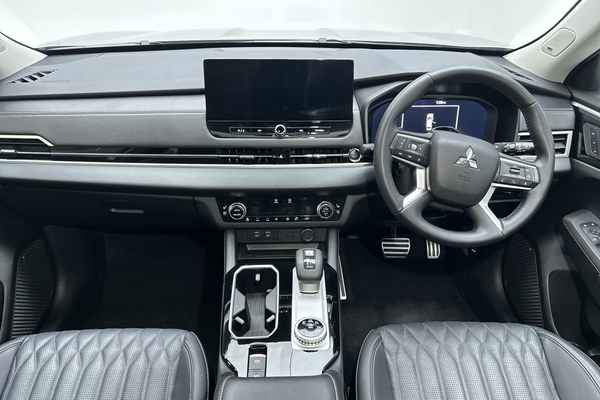 2025 Mitsubishi Outlander Exceed ZM thumb-19