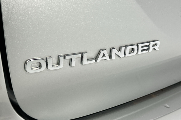 2025 Mitsubishi Outlander Exceed ZM thumb-21