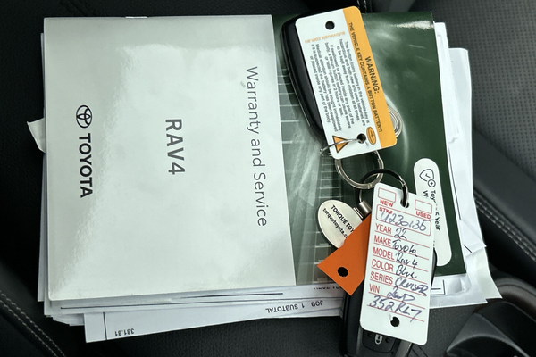 2022 Toyota RAV4 Cruiser AXAH52R thumb-22
