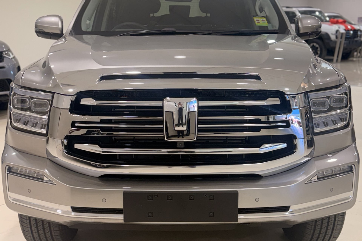 2026 GWM Tank 500 Ultra Hi4-T PHEV P03