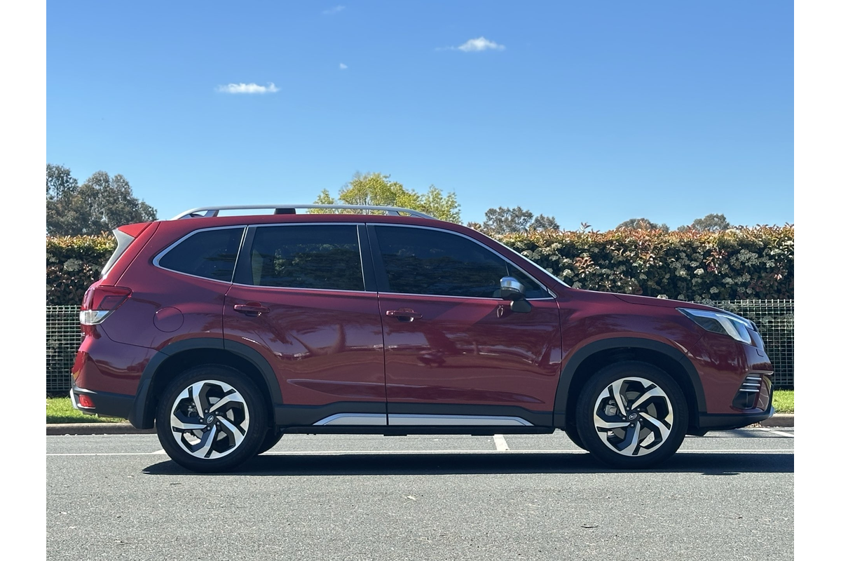 2022 Subaru Forester 2.5i-S S5
