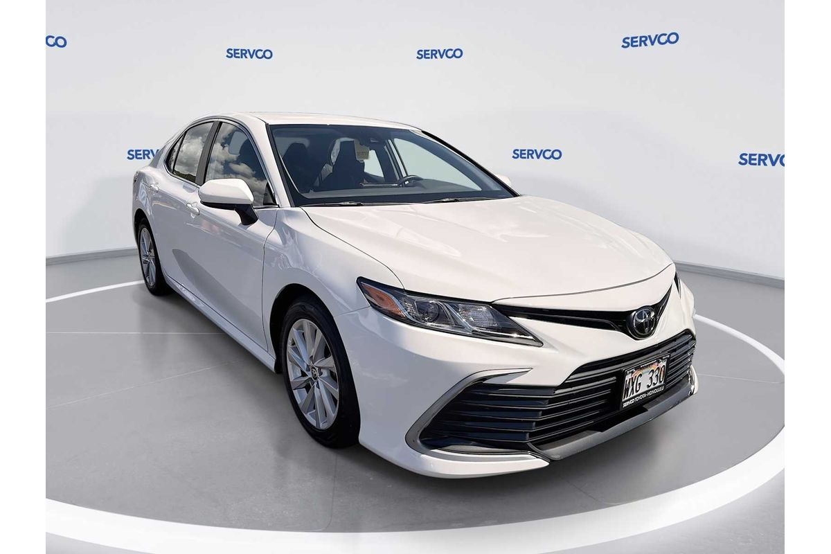 2024 Toyota Camry LE