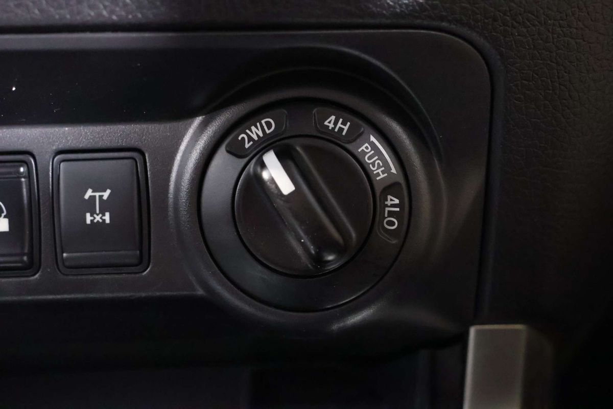2016 Nissan Navara ST-X D23 Series 2 4X4