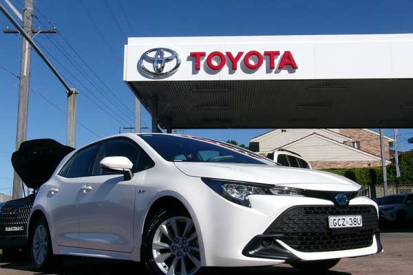 2025 Toyota Corolla Ascent Sport Hybrid ZWE219R