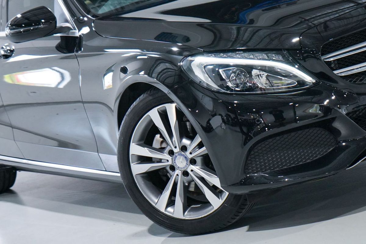 2017 Mercedes-Benz C-Class C200 W205