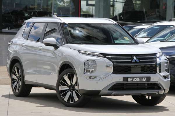 2025 Mitsubishi Outlander Aspire ZM