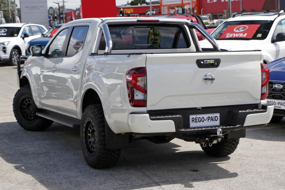 2024 Nissan Navara ST D23 4X4