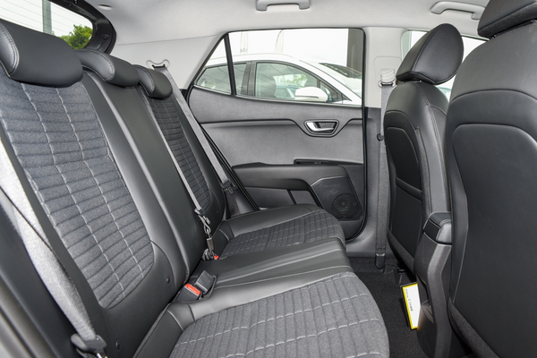 2026 Kia Stonic Sport YB PE2 thumb-8
