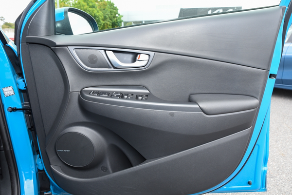 2022 Hyundai Kona Electric Highlander OS.V4 thumb-15