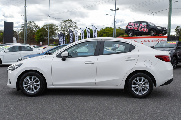 2019 Mazda 2 Maxx DL Series thumb-4