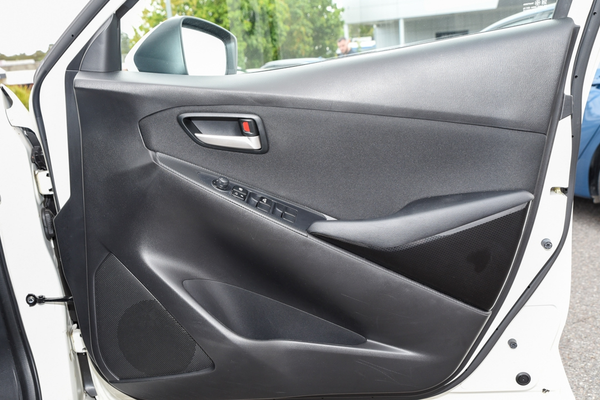 2019 Mazda 2 Maxx DL Series thumb-15