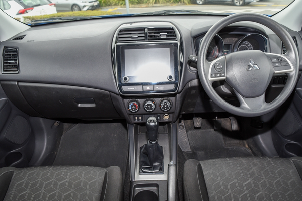 2022 Mitsubishi ASX GS XD thumb-16