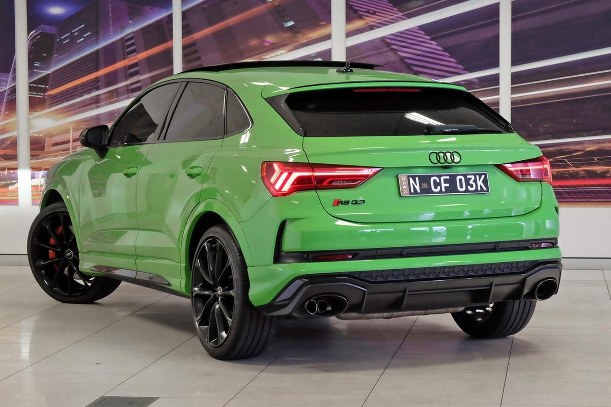 2022 Audi RS Q3 F3 image 2