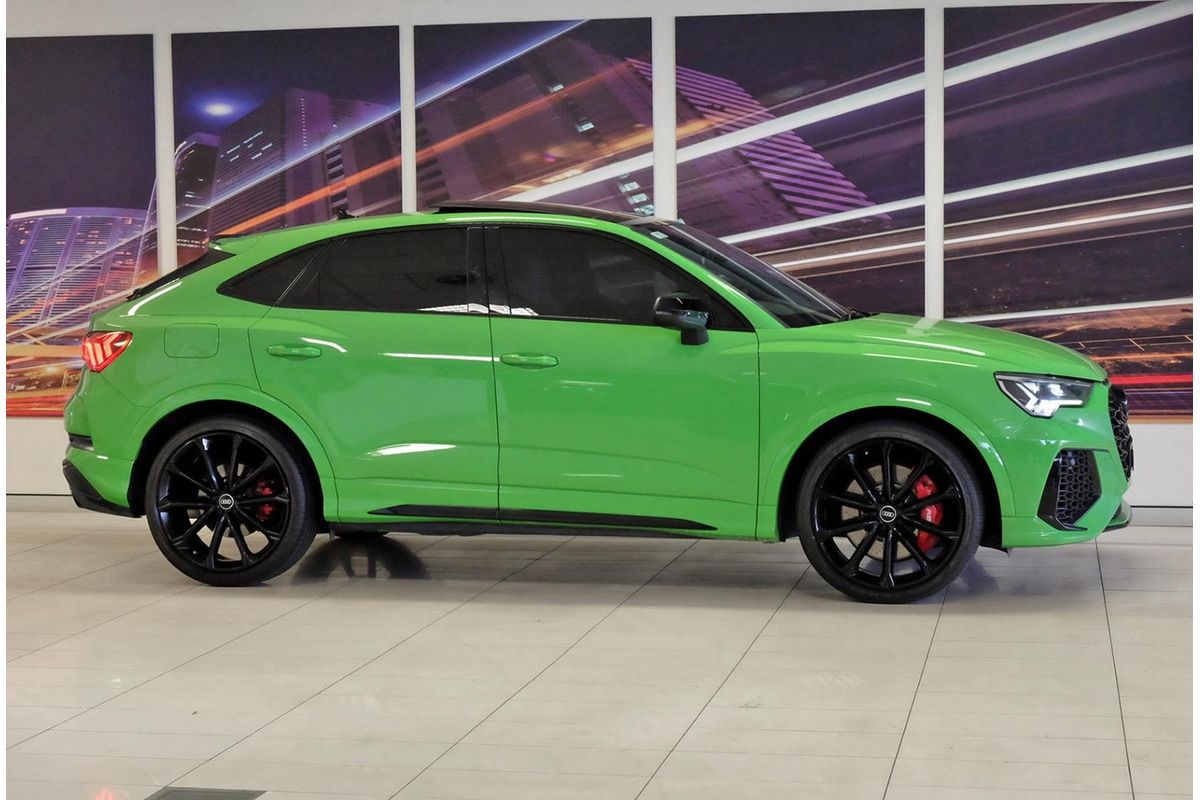 2022 Audi RS Q3 F3 image 3