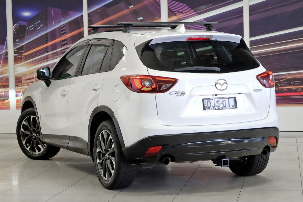 2016 Mazda CX-5 Grand Touring KE Series 2 image 2