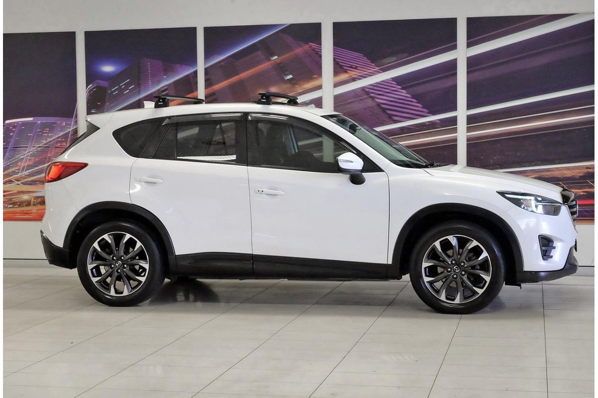 2016 Mazda CX-5 Grand Touring KE Series 2 image 3