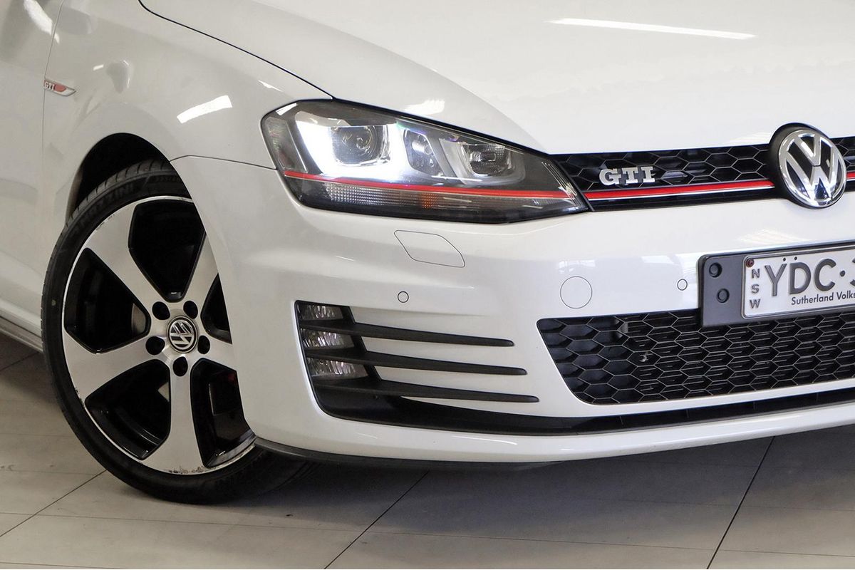 2015 Volkswagen Golf GTI 7 image 6
