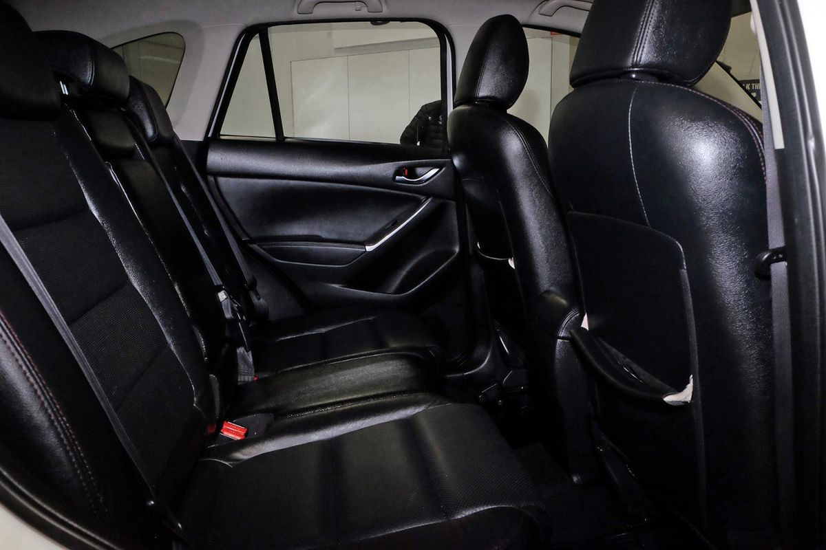 2016 Mazda CX-5 Grand Touring KE Series 2 image 10