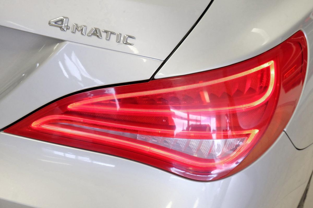 2016 Mercedes-Benz CLA-Class CLA250 Sport X117 image 21