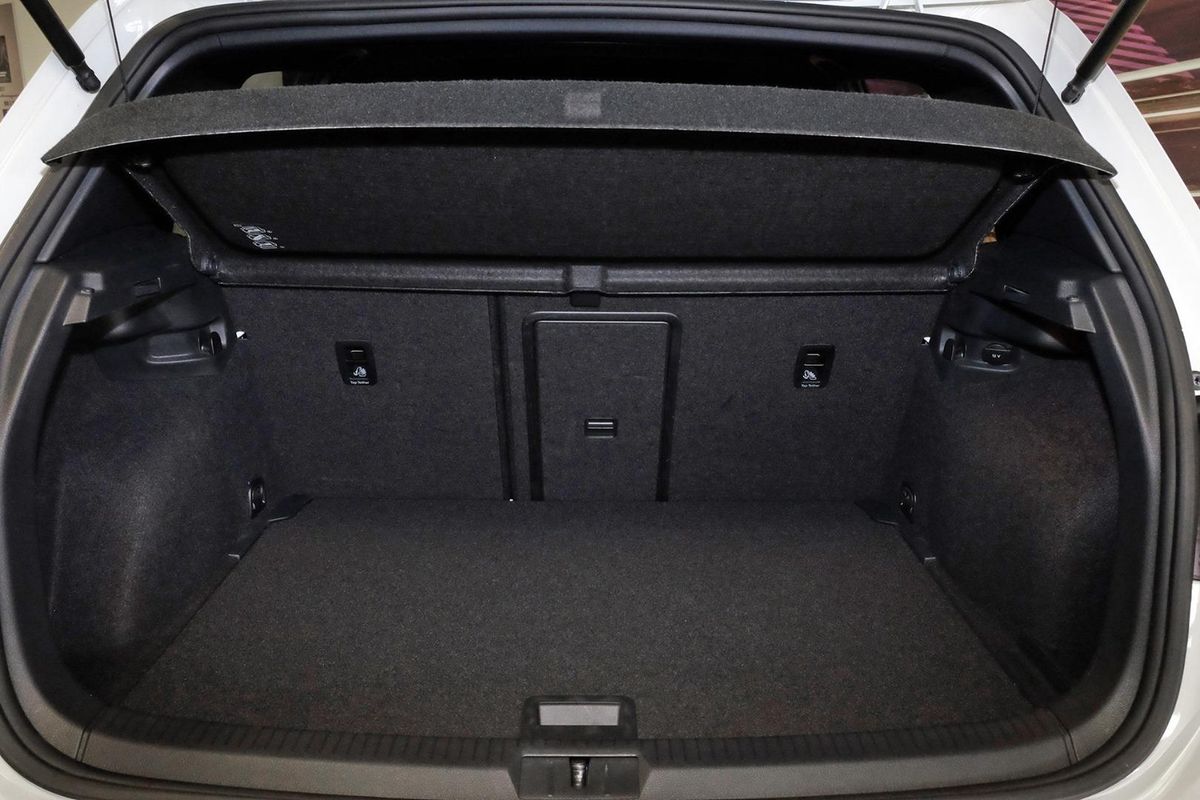 2015 Volkswagen Golf GTI 7 image 22