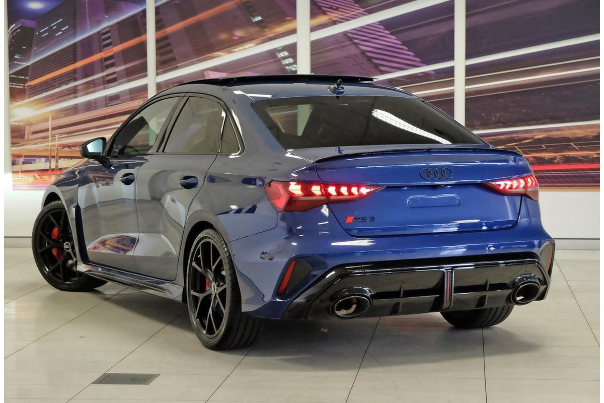 2025 Audi RS3 GY image 2