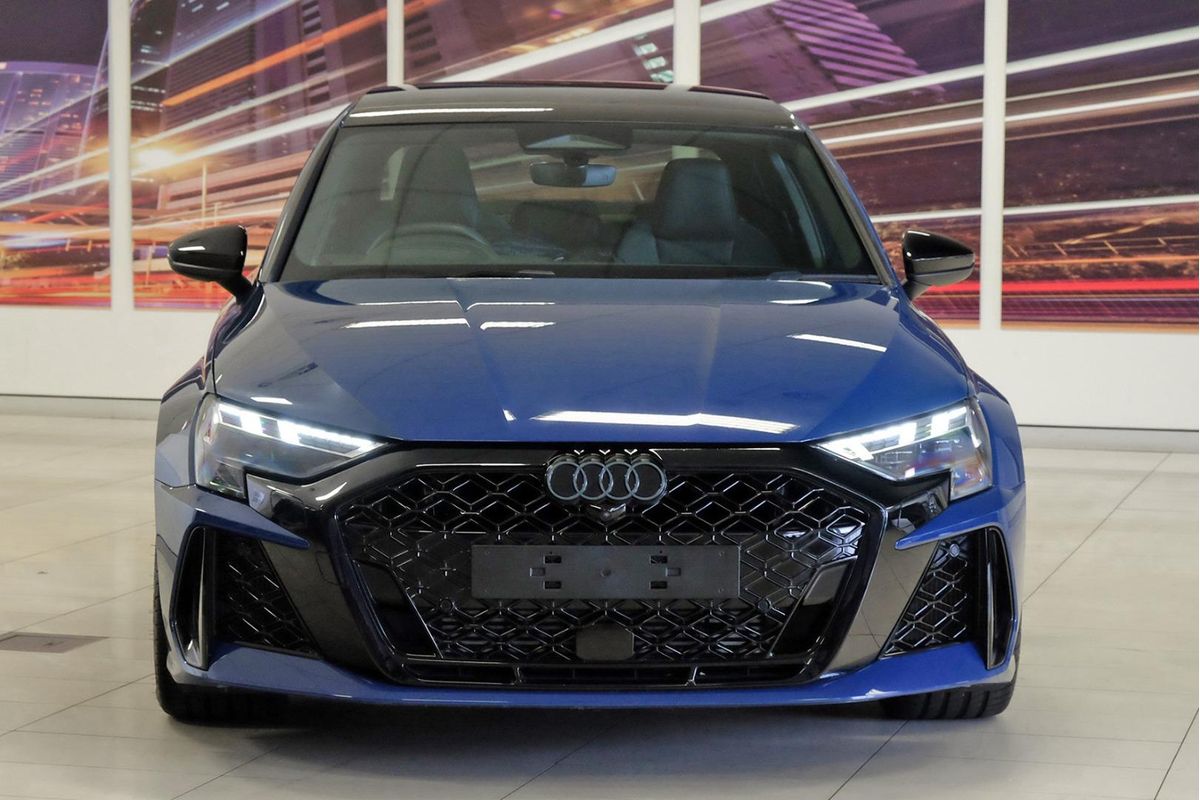 2025 Audi RS3 GY image 4