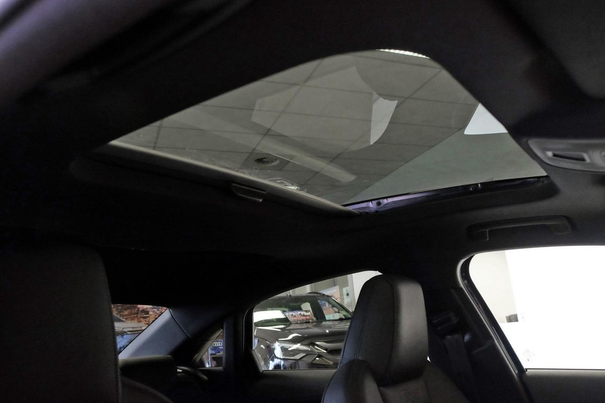 2025 Audi RS3 GY image 17