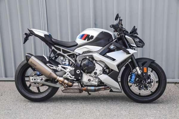 2026 BMW M 1000 R M 1000
