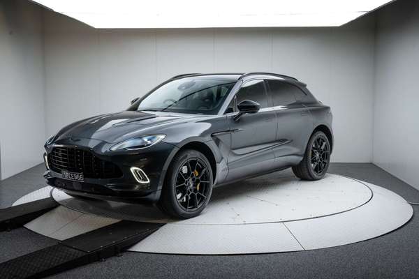 2020 Aston Martin DBX