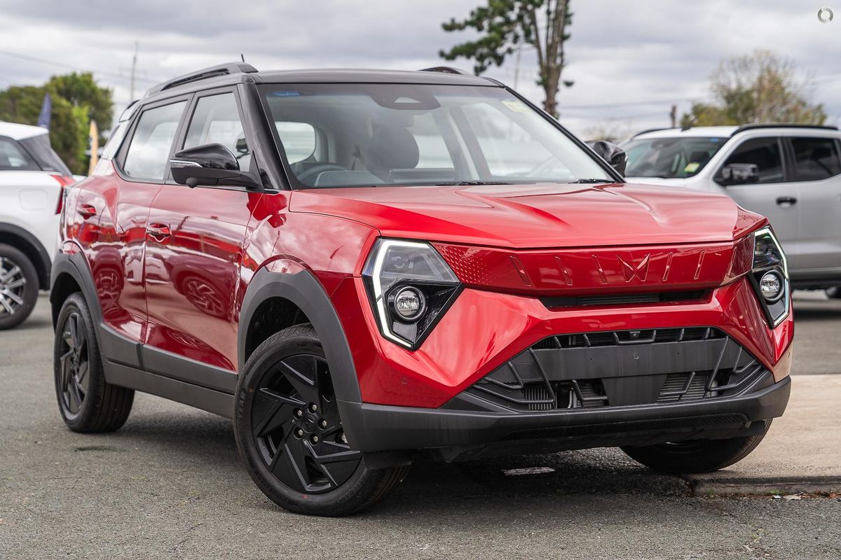 2026 Mahindra XUV3XO AX7L Anniversary Edition