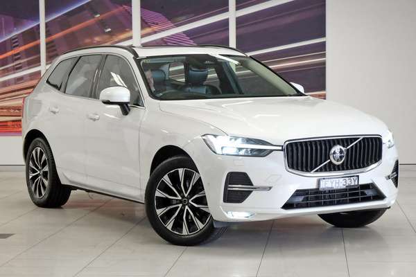 2022 Volvo XC60 Plus B5